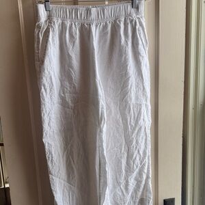 Tahari White Linen Essentials